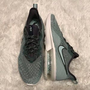 Nike Air Max Womens Sequent 4 Size 7.5 NWOB